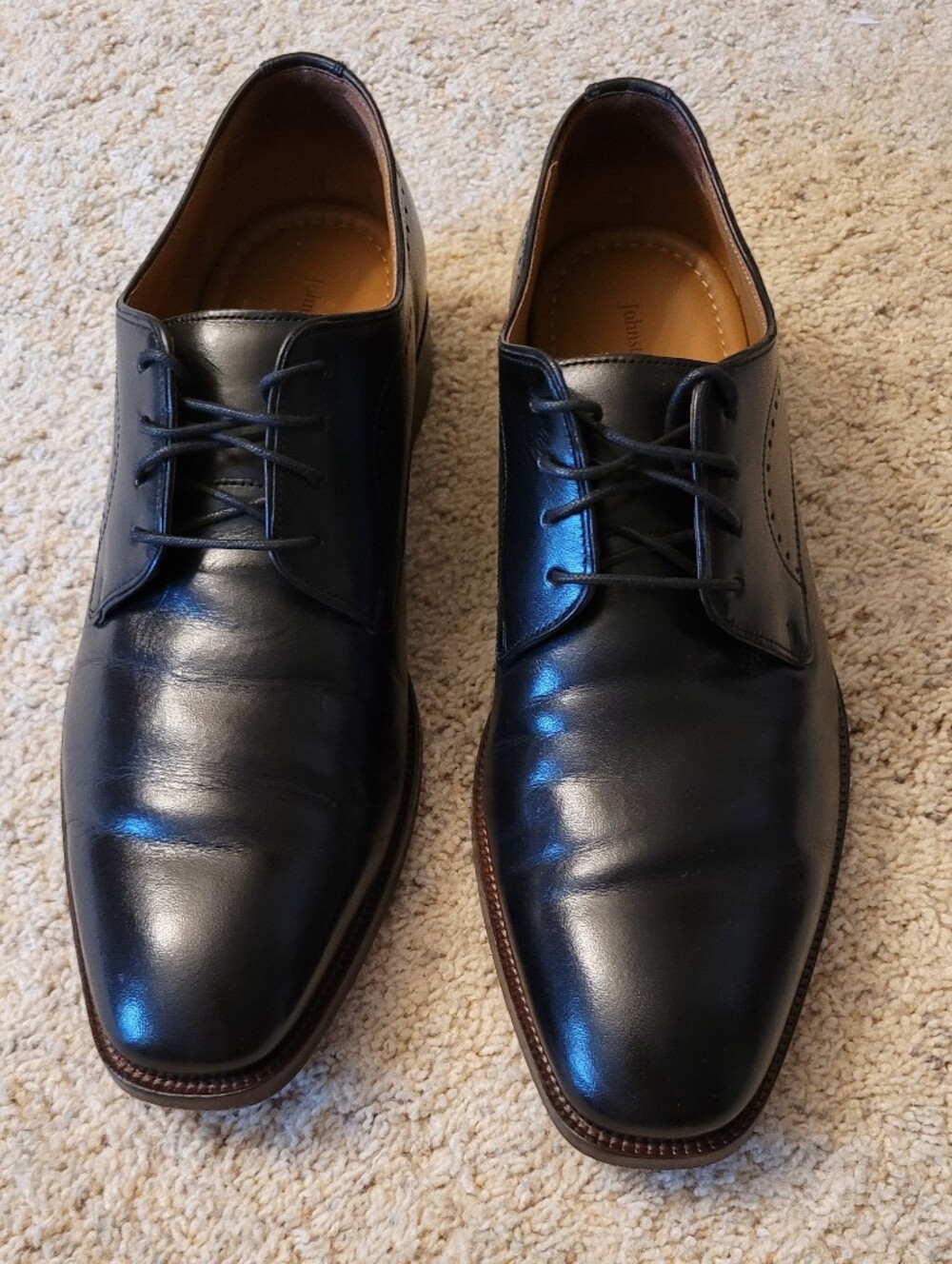 Nice Shoes Johnson & Murphy Black Leather Oxford With Some Wingtip Action 10 1/2